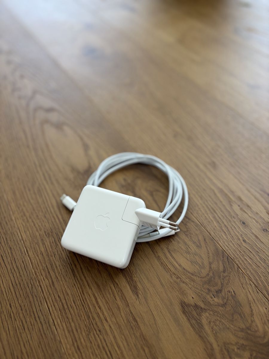 Apple Caricabatterie: Apple 67W USB-C Power Adapter guter Zustand – Usato da Thalwil venduto da Counterdude 3
