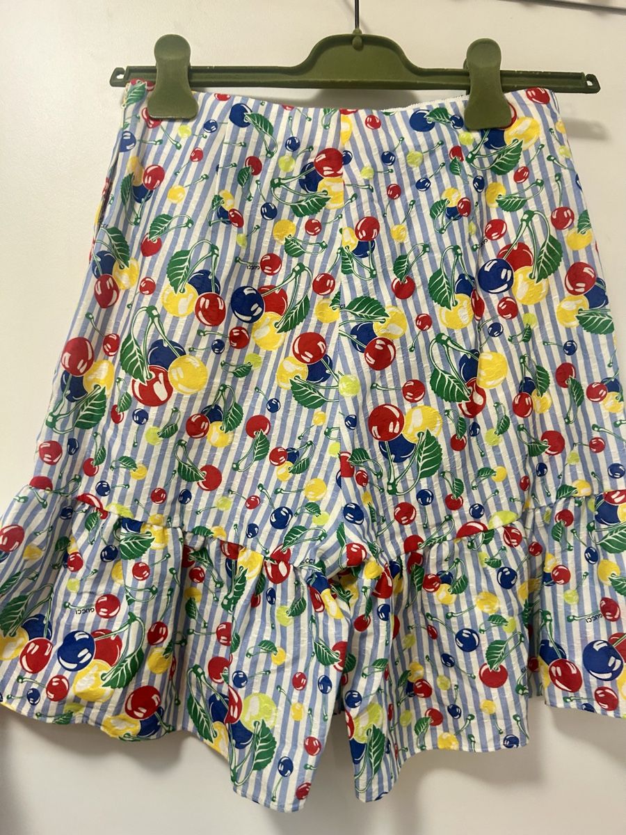 Gucci Pantaloni: Gucci Cherry Shorts in gr S – Nuovo e nell'imballaggio originale da Zürich venduto da nin_mk8s 6