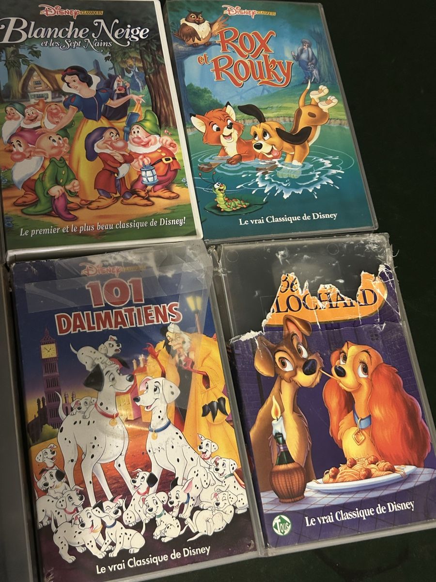 Tutti i VHS: VHS Disney lot de 8 cassettes – Usato da Thierrens venduto da Bigla 1