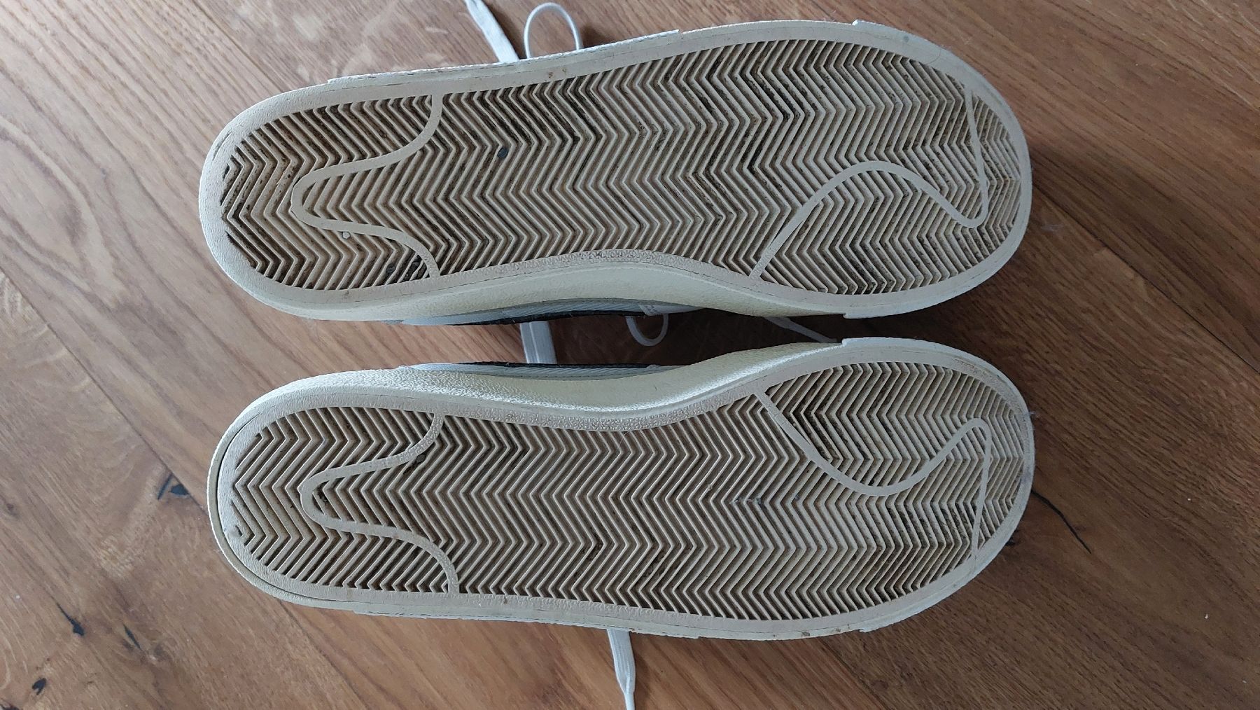 Chaussures hommes: tolle Nikeschuhe – D'occasion à Wegenstetten par Coconora 2