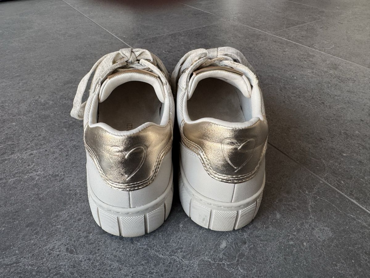 Scarpe da donna: Maro TOZZI Sneaker 39 – Usato da Dachsen venduto da Pfotenglueck 3