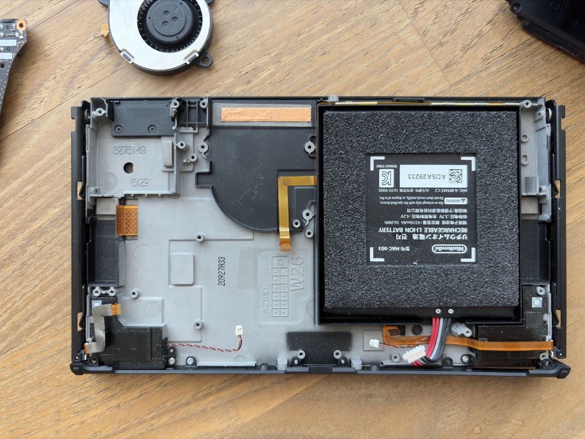 Nintendo Console: Nintendo Switch OLED Konsole – ohne Mainboard, Neu – Nuovo (secondo la descrizione) da Magden venduto da whosnipedme 1