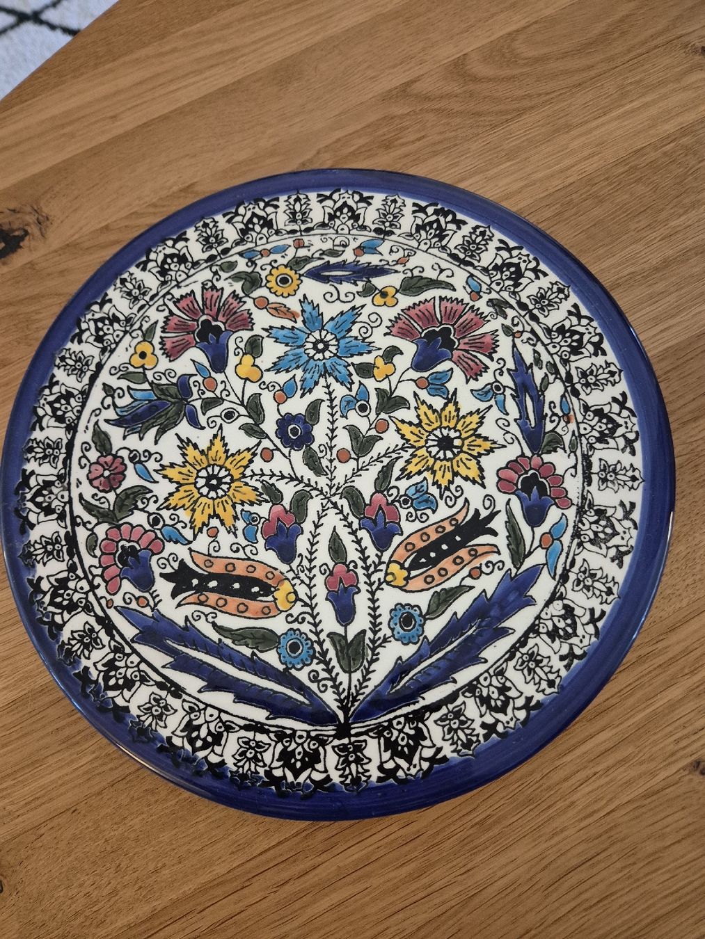 Alle Dekorationen: Handgefertigter Wandteller mit schönem Blumendesign – Gebraucht aus Dübendorf von Nemo_0