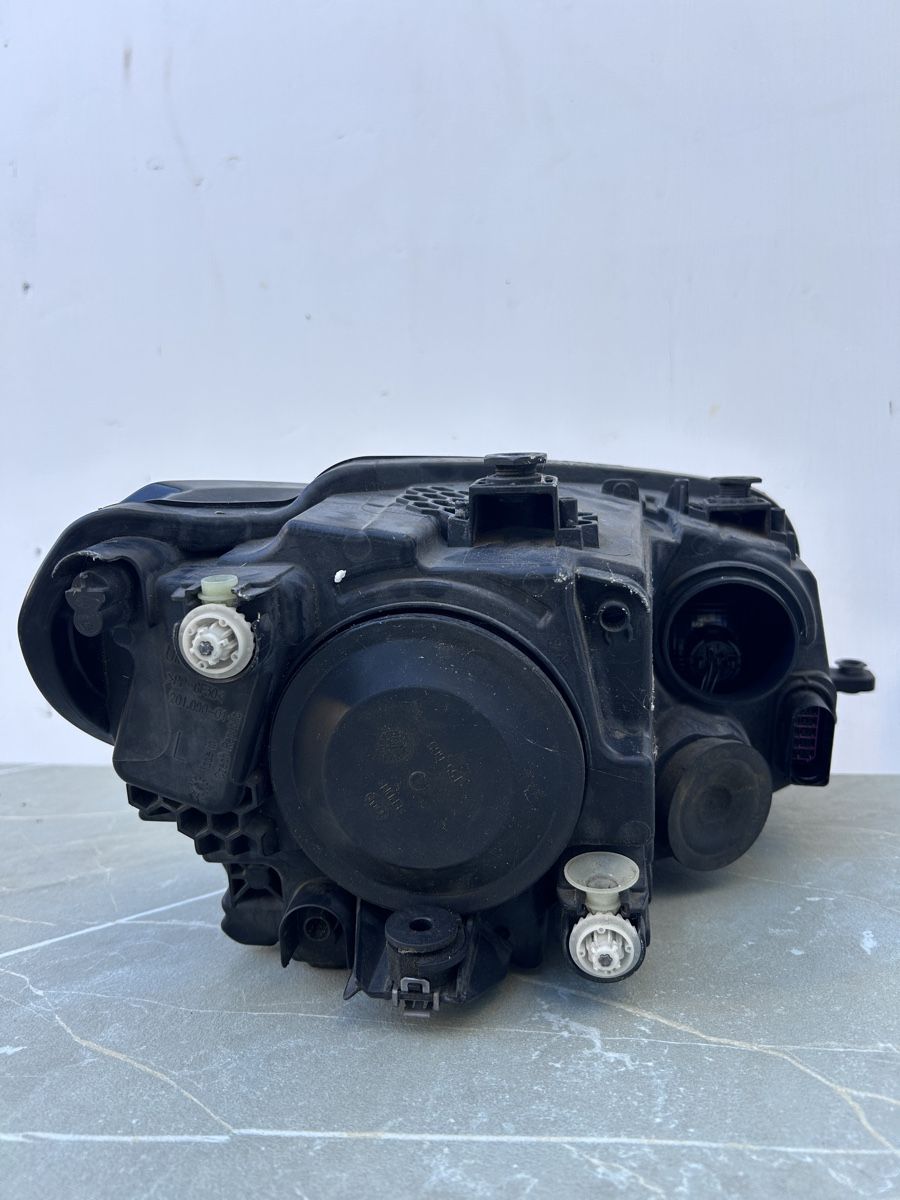 VW Fari: Scheinwerfer links VW Caddy III / 2K – Usato da Tägerwilen venduto da ibo_rz2v 2