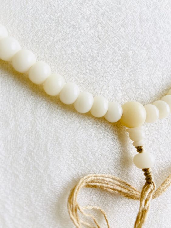 100 Stück Weiße Jade Bodhi Perlen – 8x10 Mm, Mit Loch, Für Schmuckherstellung & Bastelprojekte