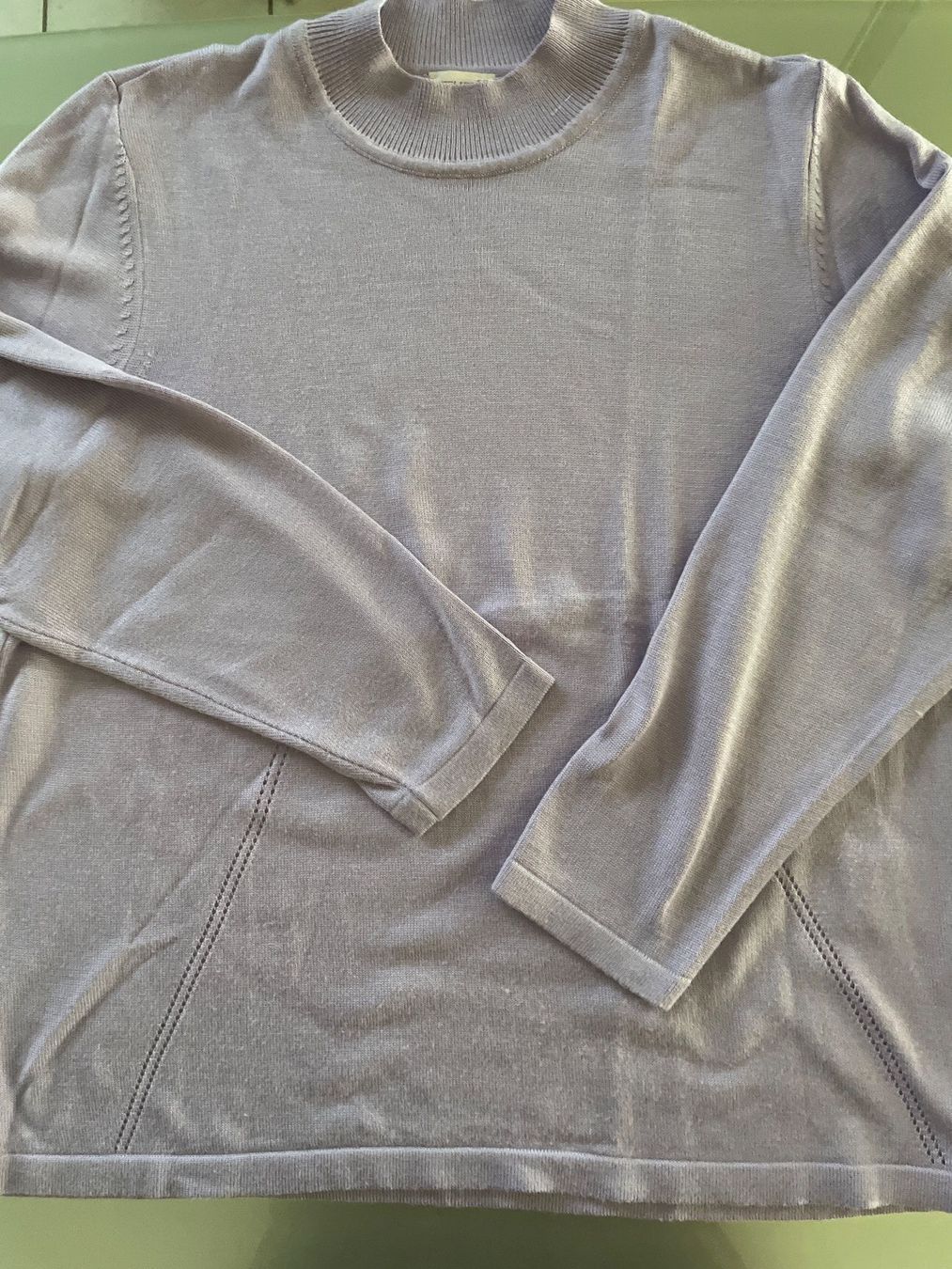 Lotti di vestiti: 3 Pullis 1 Jäggli / Uniqlo – Usato da Kappelen venduto da Waloga 4