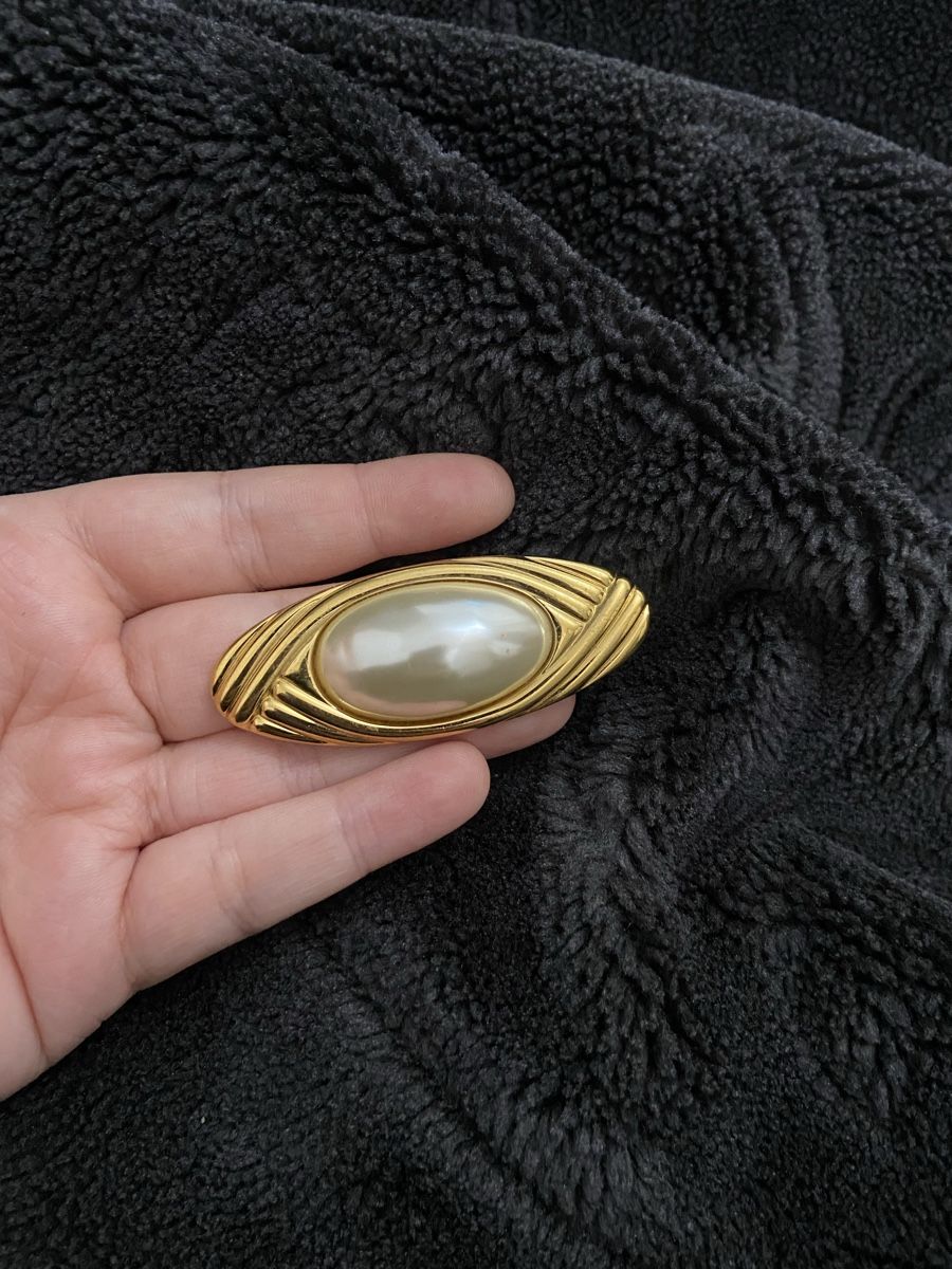Lanvin Spille & Fermagli: Broche Lanvin – Usato da Montreux venduto da Perledor