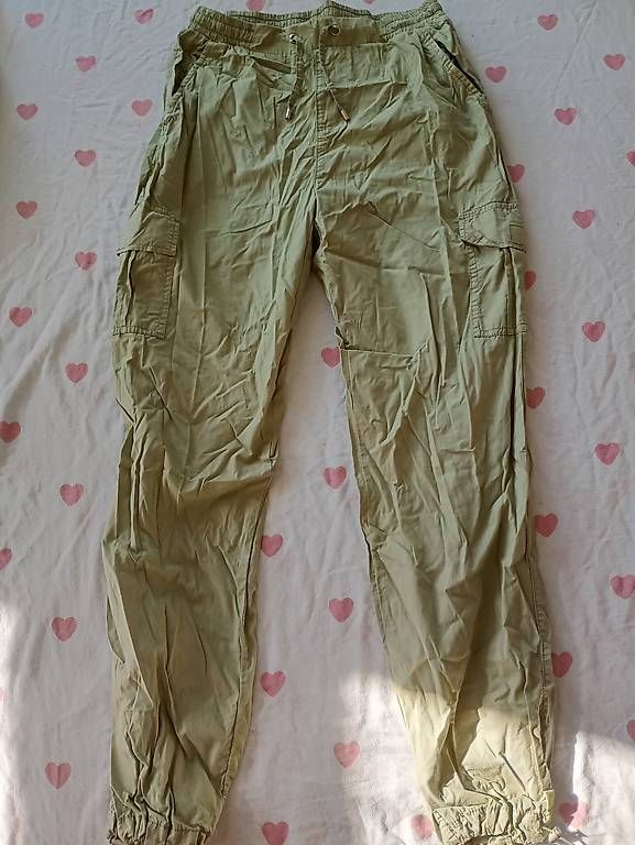 Pantalons: Neu luftige hose Chicorée  – D'occasion à Gelterkinden par leo_9z8m
