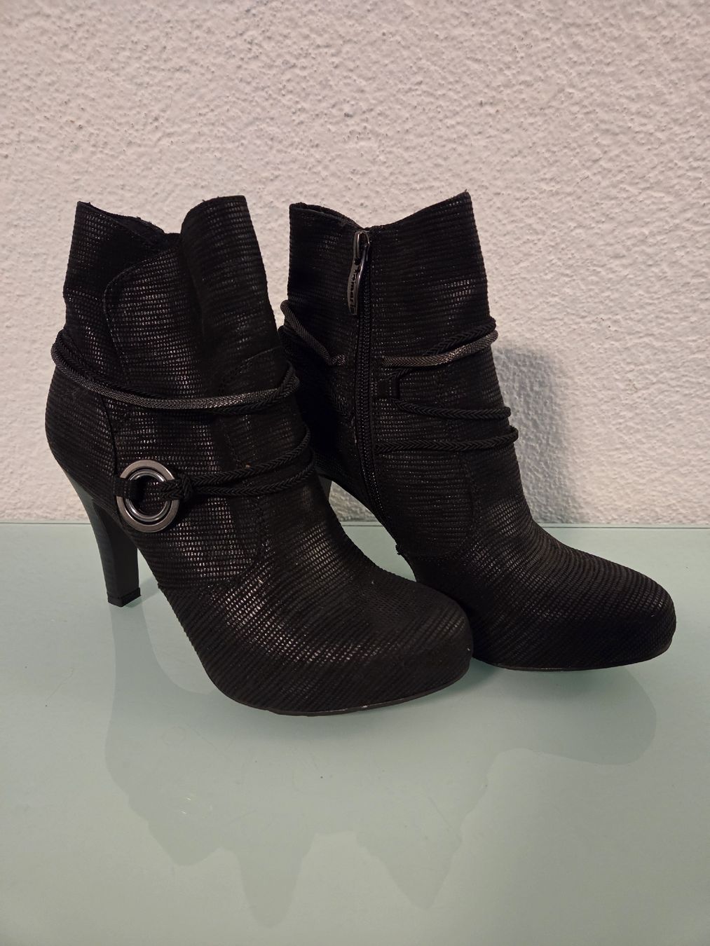 Tamaris Scarpe da donna: Bottines Tamaris Noires Élégantes - Taille 37 – Nuovo (secondo la descrizione) da Monthey venduto da Bubuline