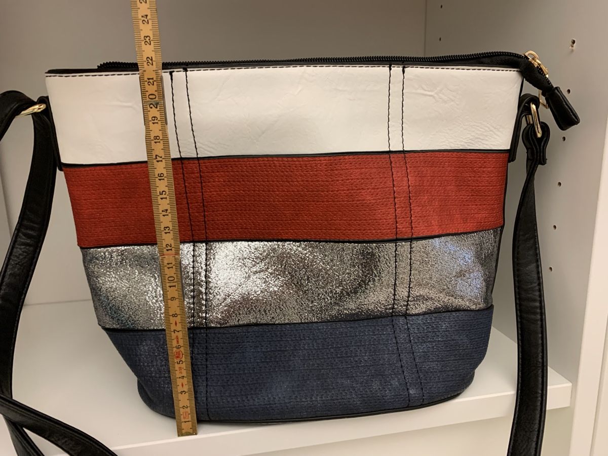 Borse: Schicke Handtasche mehrfarbig – Nuovo (secondo la descrizione) da Rorschacherberg venduto da QuoAli 4