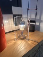 Vintage cool Tischlampe aus Acryl / Plexiglas