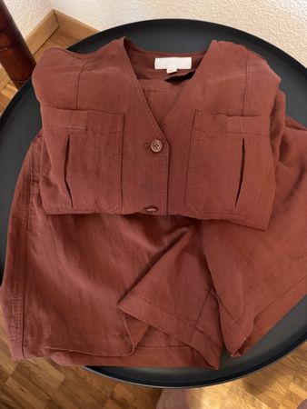 Zara Oberteil mit Shorts, S
