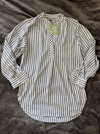 Sale❤️ New H&M  blouse size S