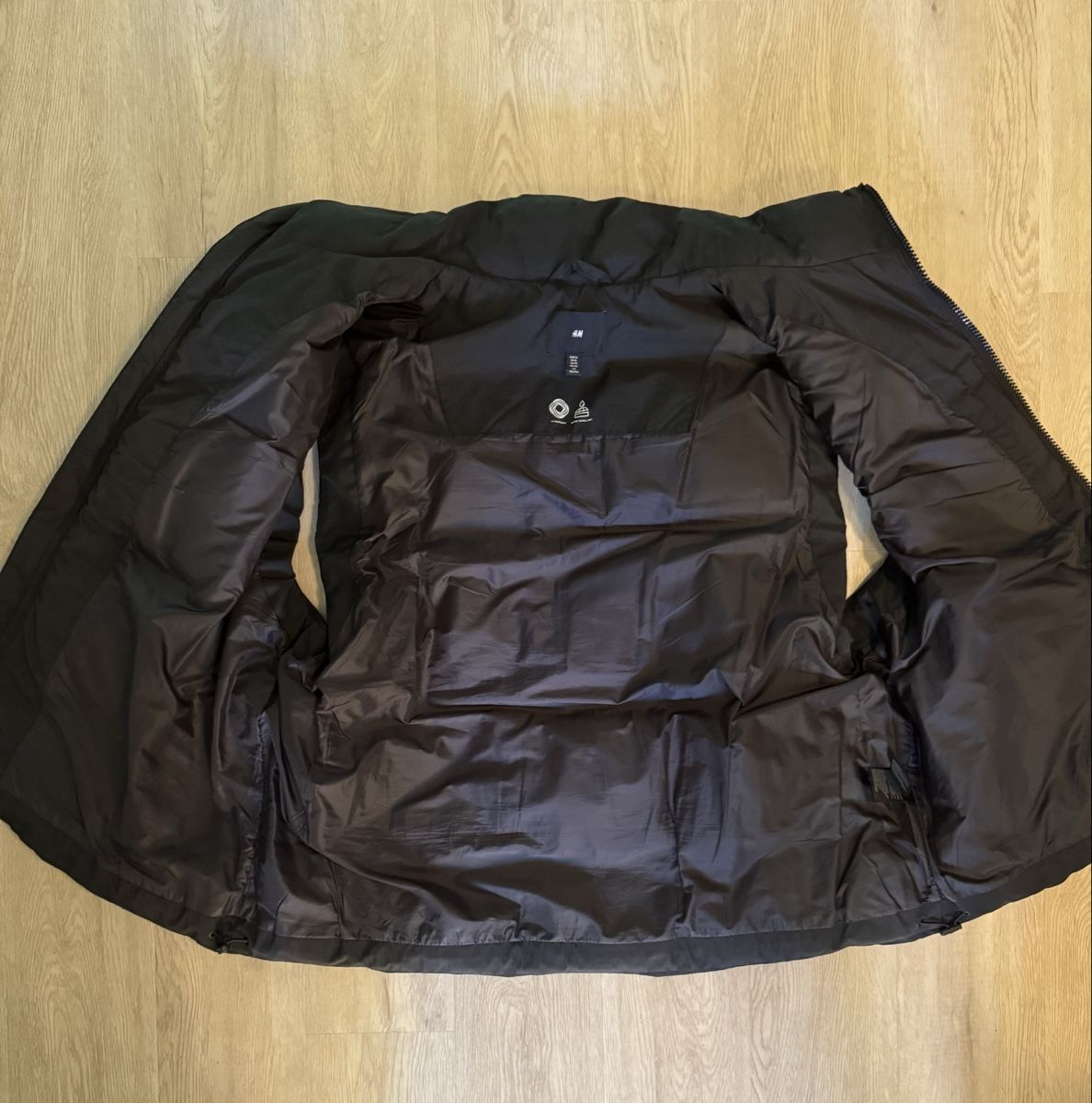 H&M Gilets: PUFFERWESTE SCHWARZ – Neuf (Voir description) à Winterthur par dronjx 2