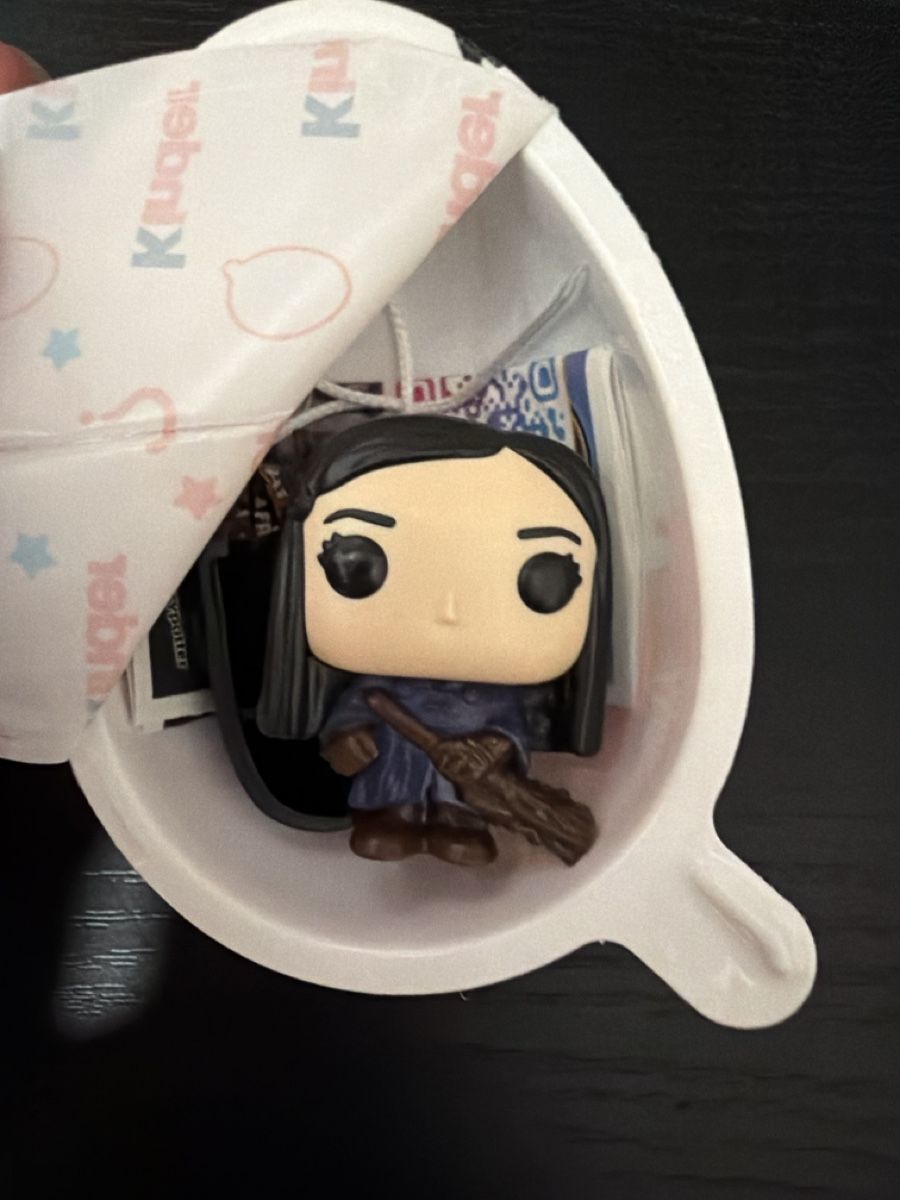 Statuette: Kinderjoy Harry Potter - Cho Chang - Quidditch – Nuovo (secondo la descrizione) da wynigen venduto da Birnenmus