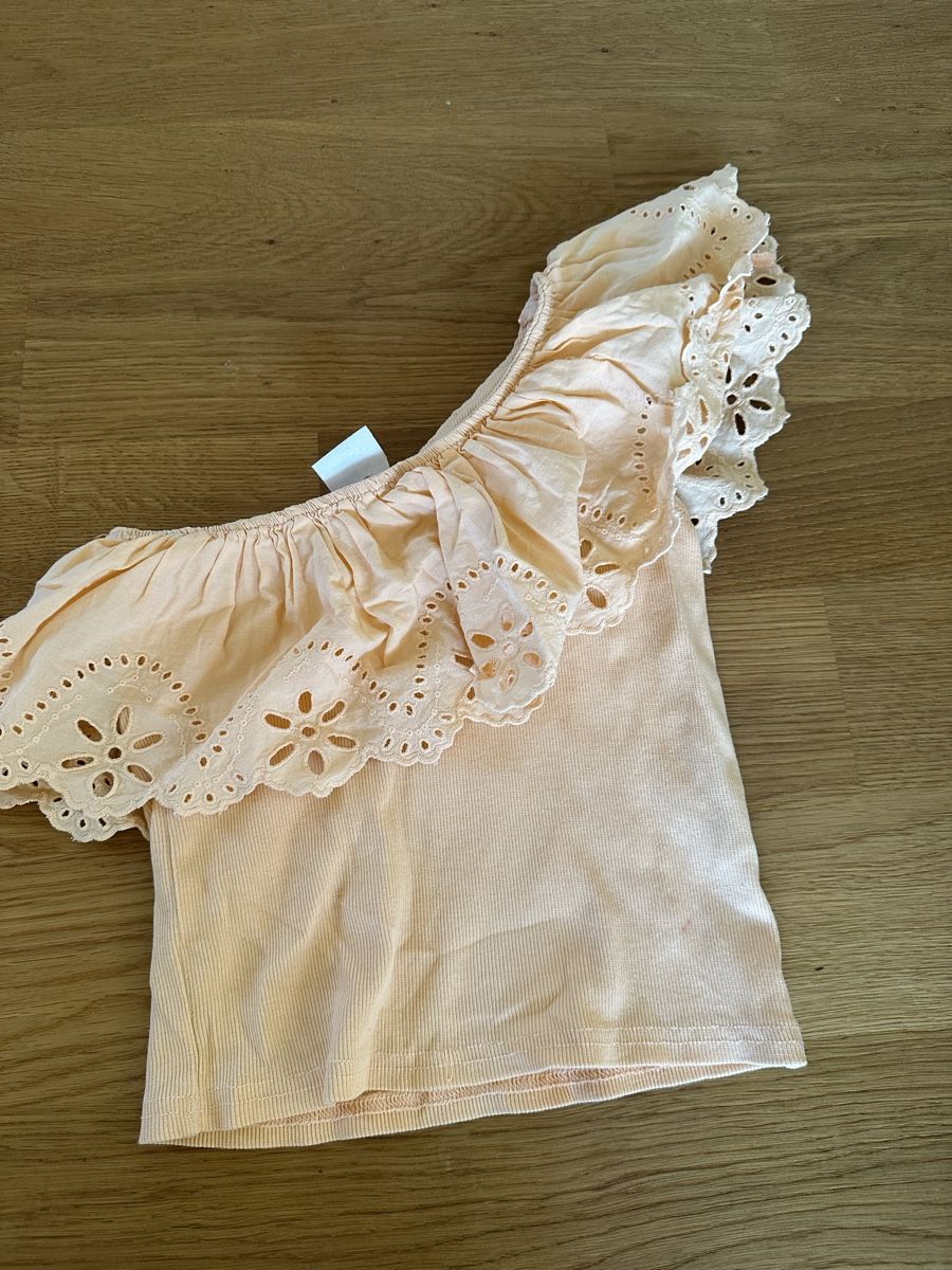 Zara Camicette, T-shirt & Top: Zara Top - gr 130, off shoulder – Usato da Hochdorf venduto da lefaho