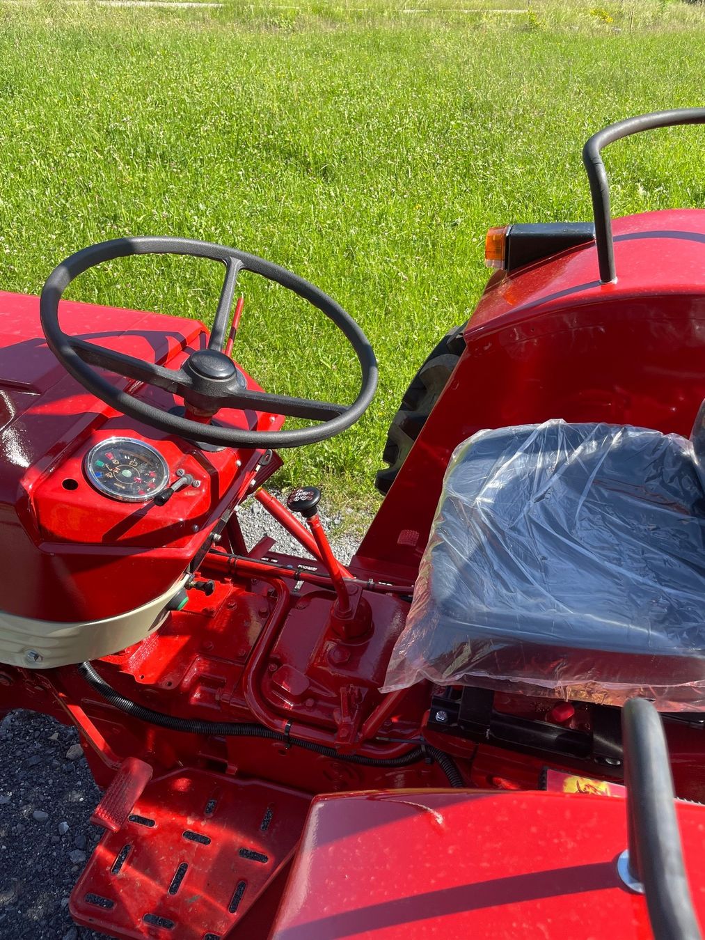 IHC Trattori: Traktor IHC 353 – Usato da Hasliberg-Goldern venduto da Zenger36 3