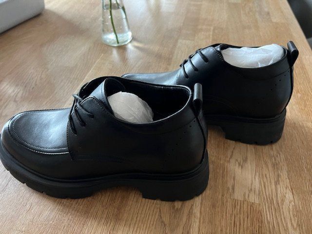 Scarpe da uomo: Schuhe schwarz – Usato da Schöfflisdorf venduto da Sewfiya