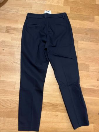 Dunkelblaue Hose von WE, neu mit Etikett