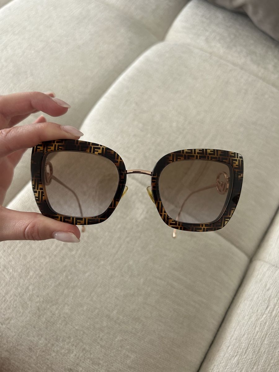Fendi Lunettes & Verres: Fendi Sonnenbrille – D'occasion à Wallisellen par lau_68b9