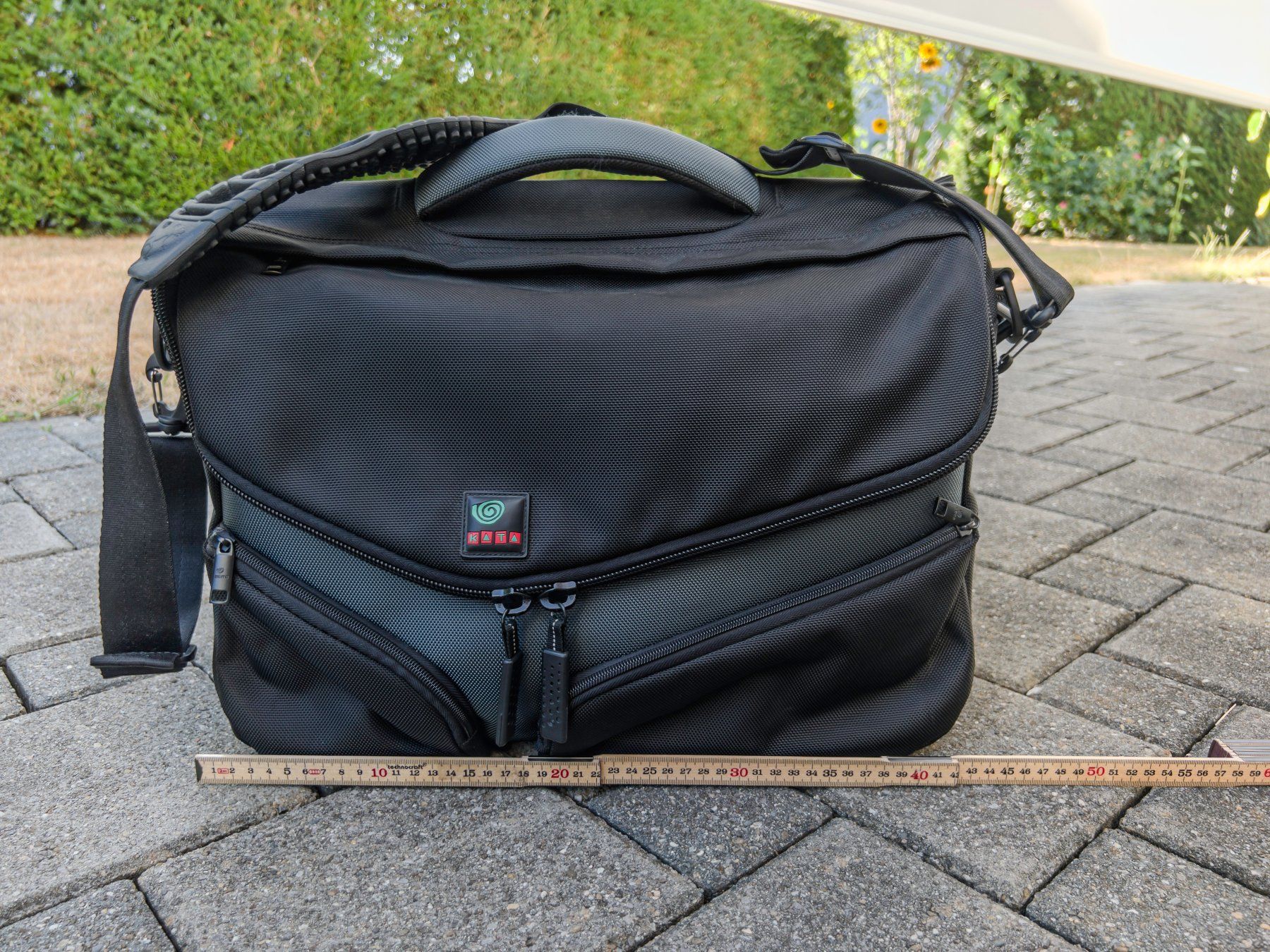 Kata Sacs: Notebook- und Kameratasche Kata CS-17 – D'occasion à Utzenstorf par 256479sobe 1