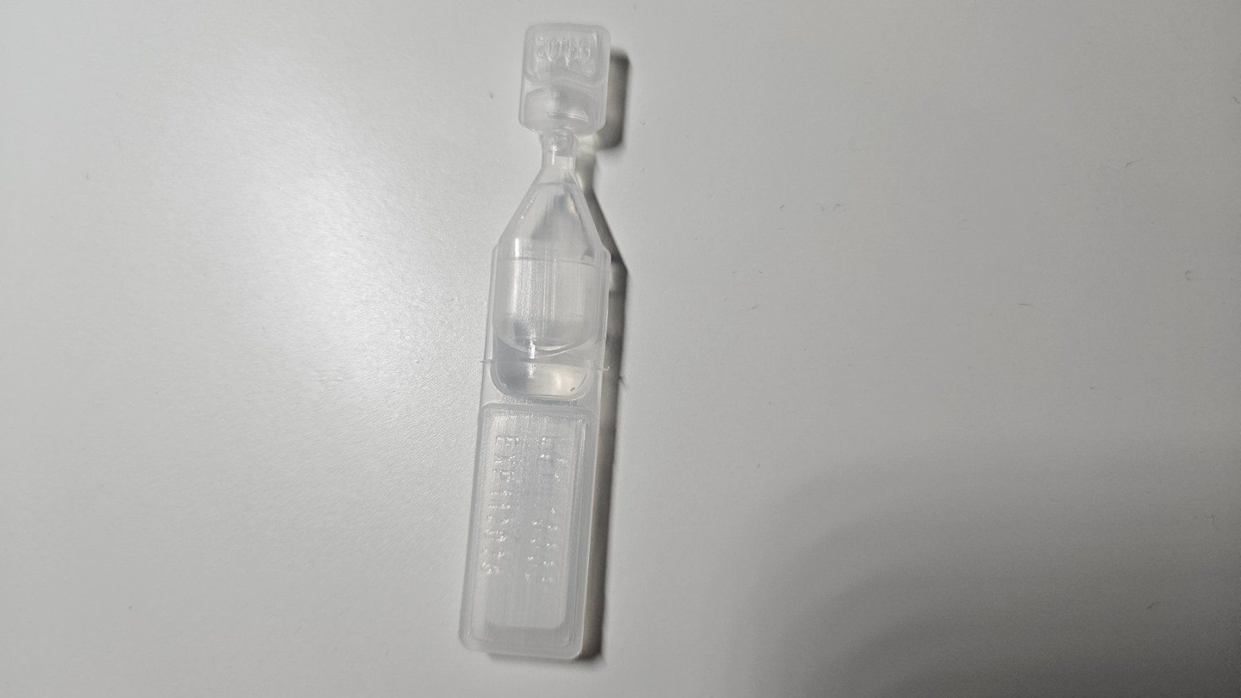Attrezzature mediche: Reise-Augentropfenbehälter – Nuovo e nell'imballaggio originale da Uitikon Waldegg venduto da UitiZH 2