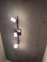 Moderne Deckenleuchte mit 3 Spots, schwenkbar, Top Zustand
