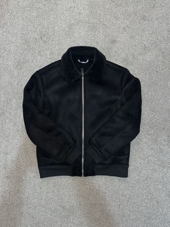 Schwarze Winterjacke, Grösse M