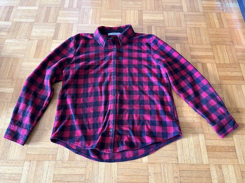 Camicie: Fleece Hemd – Usato da Oberwil-Lieli venduto da kaj_ng8x