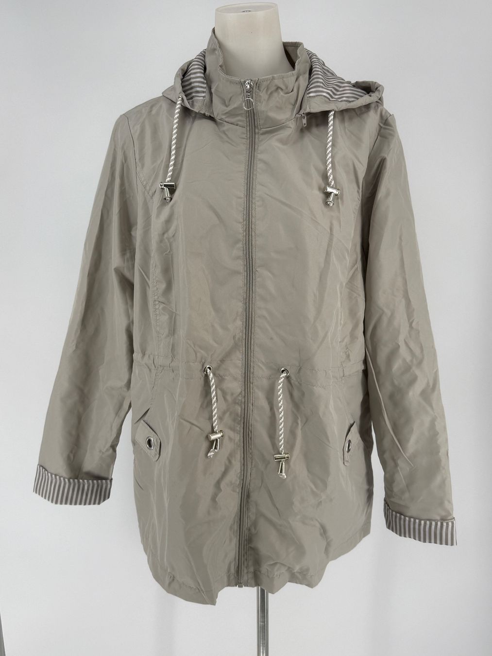 Giacche: Leichte Jacke Gr. XL – Usato da Auenstein venduto da moin.
