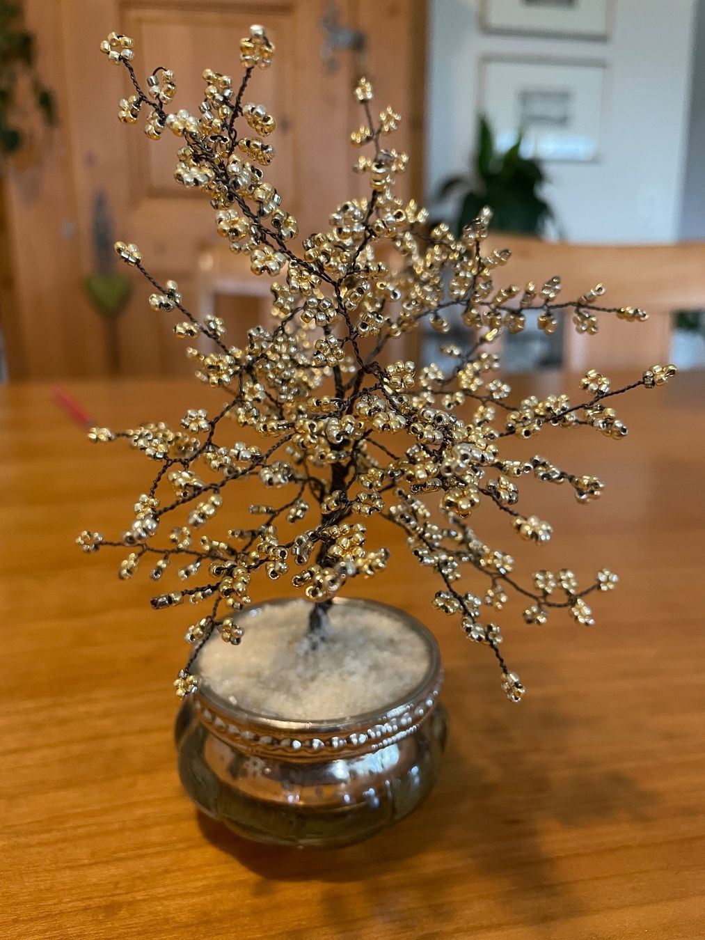 Tutte le decorazioni: Goldener Deko-Drahtbaum mit Perlen, filigrane Handarbeit – Usato da Adlikon b.Regensdf venduto da SimoneO01 3
