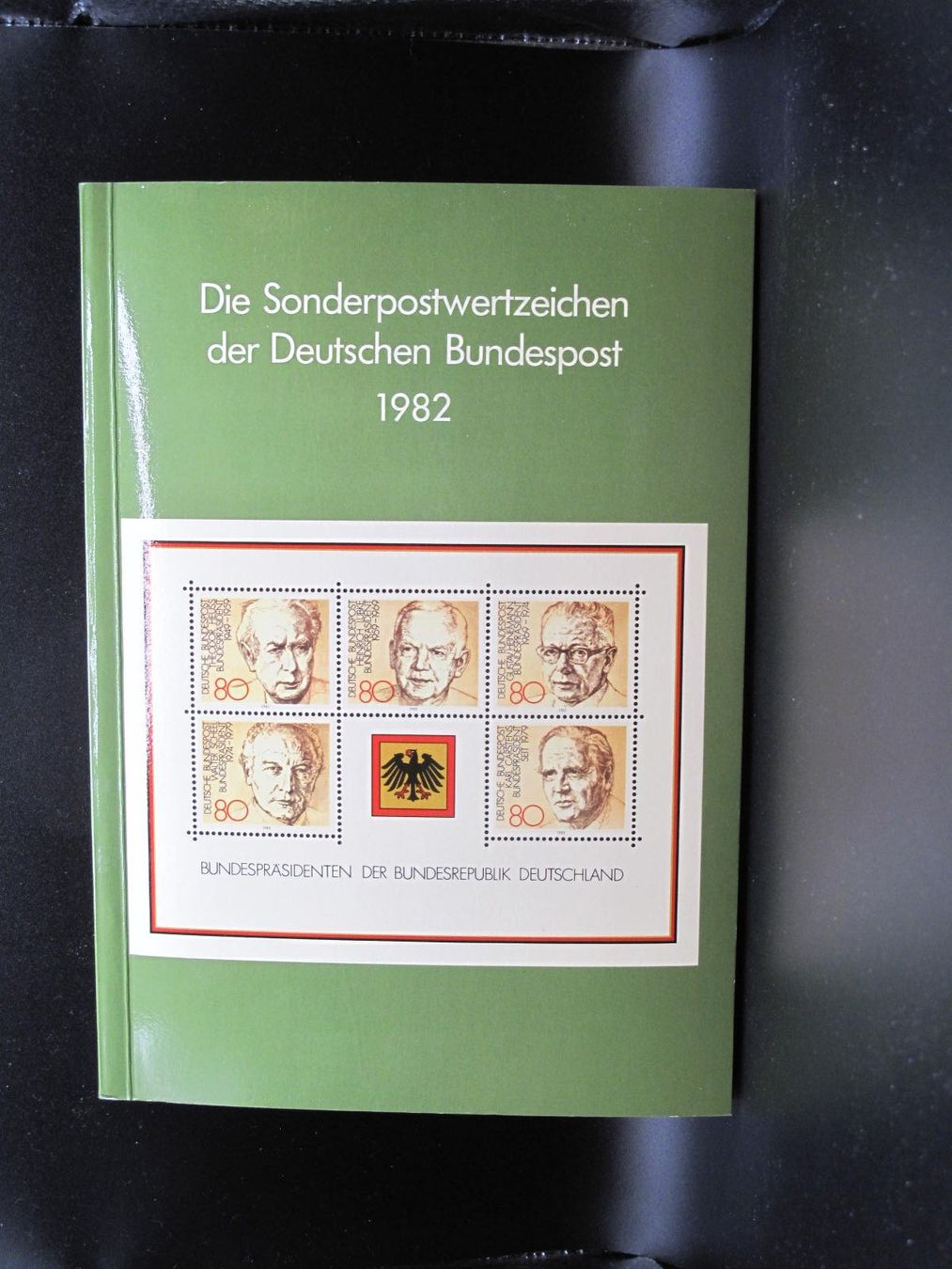 Album: BRD & Berlin 1982 Sonderpostwertzeichen buch ** – Usato da Wil SG venduto da fva01