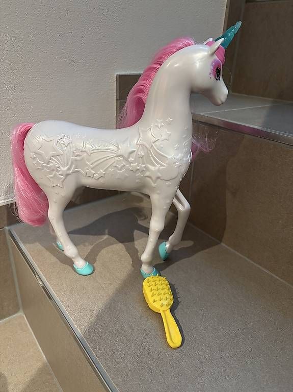 Giocattoli: Barbie Unicorn Dreamtopia – Usato da Ebmatingen venduto da Nibo2 3