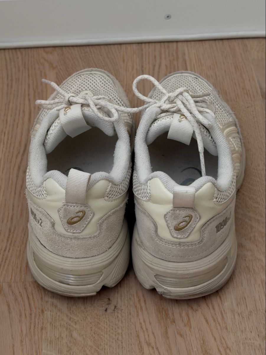 Asics Chaussures hommes: Asics 1090 v2 – D'occasion à Zürich par JessGar 2