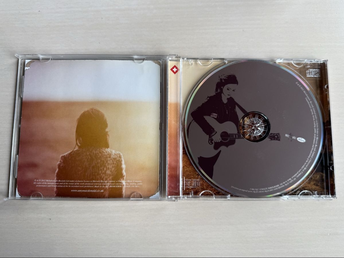 CD: Amy Macdonald - Life in a Beautiful Light CD 2012 – Usato da Oberried Brienz venduto da Chyara 2