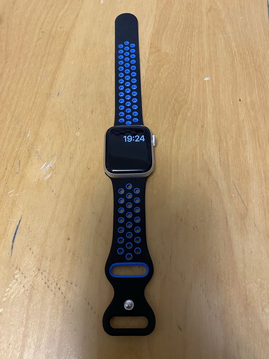 Apple Smartwatch: Apple Watch SE 2024 40mm – Nuovo e nell'imballaggio originale da Zürich venduto da Ethno1