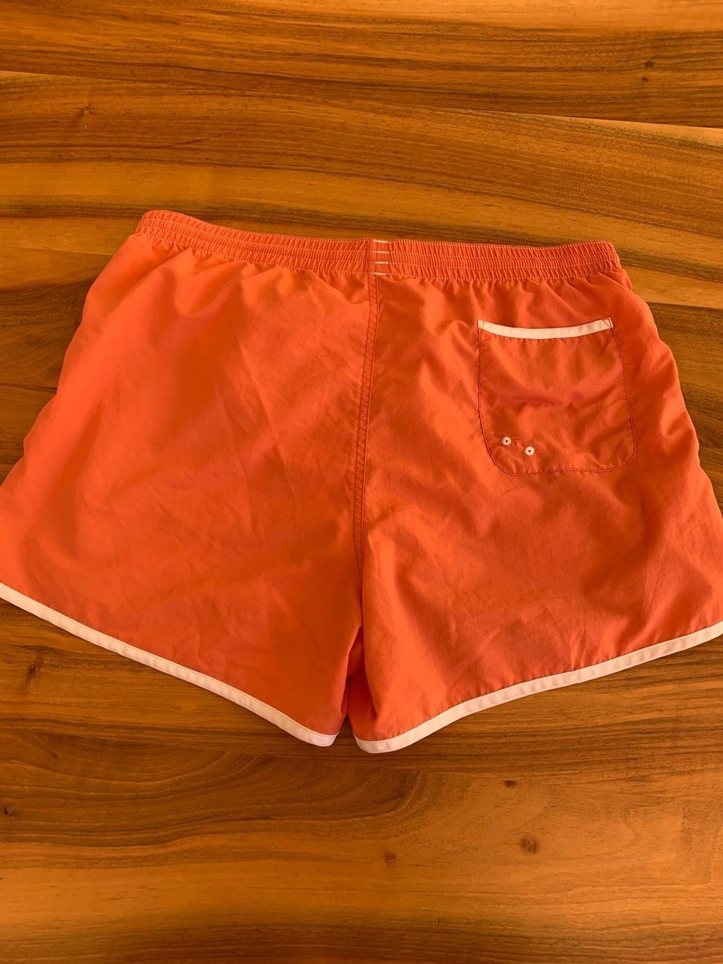 Lacoste Costumi da bagno: LACOSTE kurze Badehose Grösse 4 – Usato da Meiringen venduto da Jackwashere 3