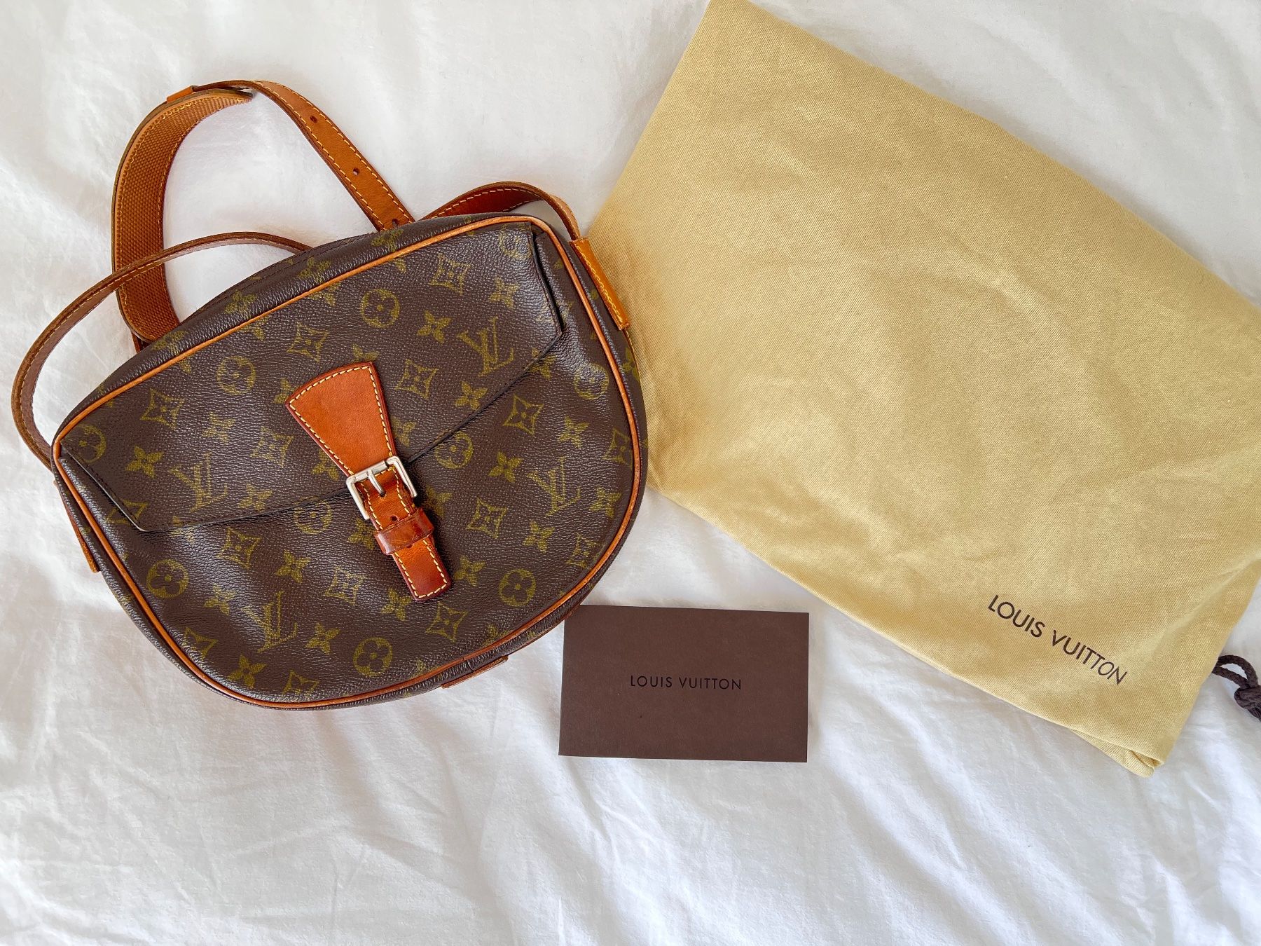 Louis Vuitton Borse: Louis Vuitton Umhängetasche – Usato da Basel venduto da ara_rf7v