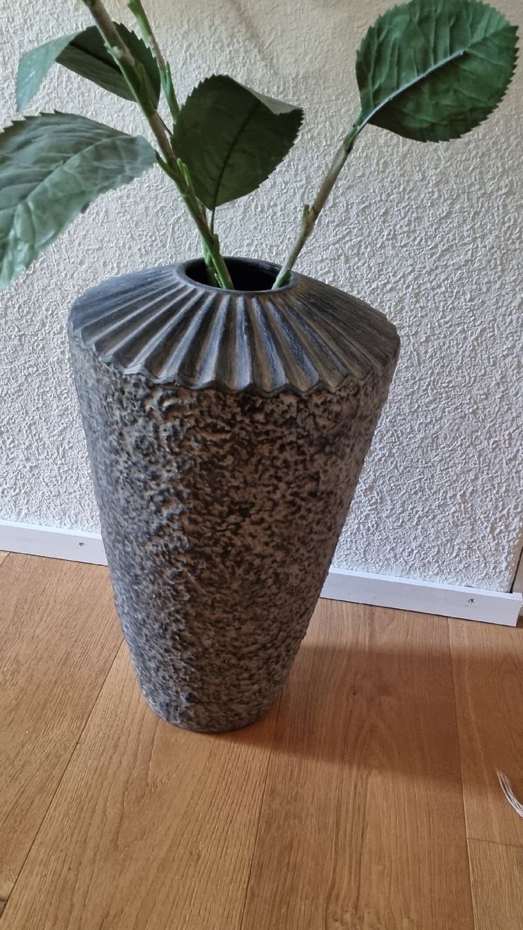Vasi & Recipienti: Bodenvase – Usato da Sarnen venduto da Misha3