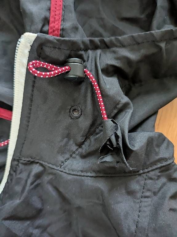 Giacche: Regenjacke von Hollister  – Usato da Birsfelden venduto da L.L.CoolBean 4