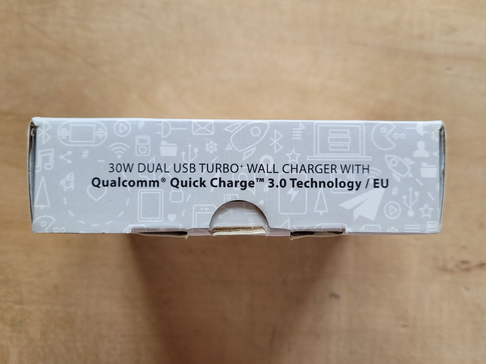 Caricabatterie: Schnellladegerät RAVPower 30W USB Qualcomm Quick Charge 3.0. – Nuovo e nell'imballaggio originale da Zürich venduto da Engiadinabassa 3