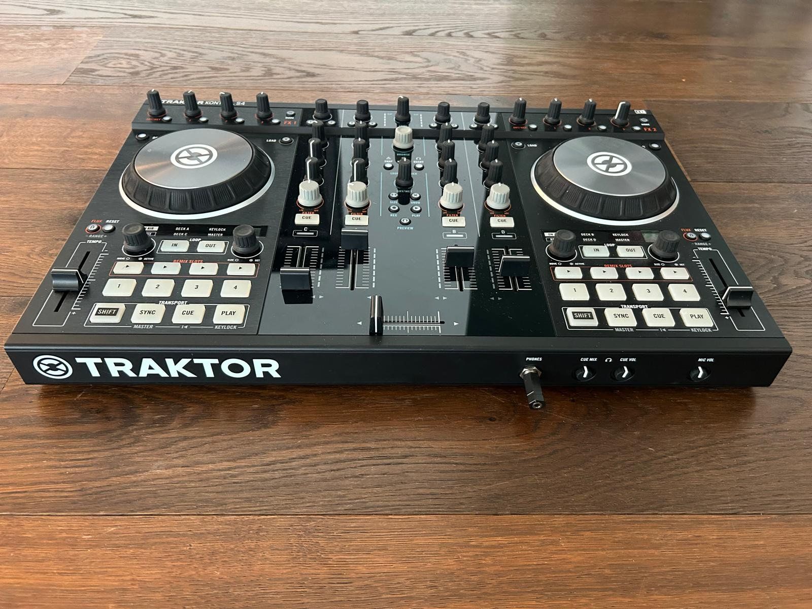 Traktor Console di mixaggio: Native Instruments Traktor Kontrol S4 MK2 – Usato da Herrliberg venduto da sel_kxy2 1