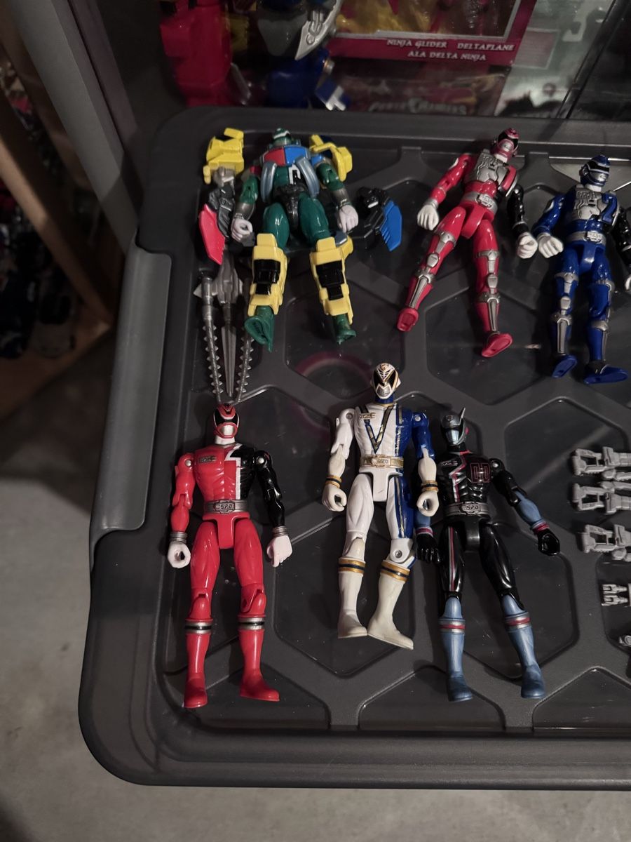 Statuette: Power Rangers SPD Action Figuren  – Usato da Brugg AG venduto da ToniMontana95 3