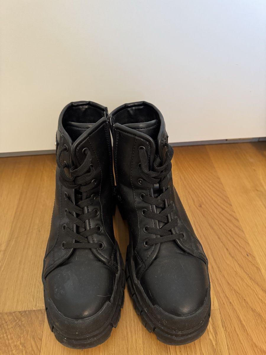 Damenschuhe: Stiefeletten Dockers  – Gebraucht aus Beringen von ste_bh8w 4