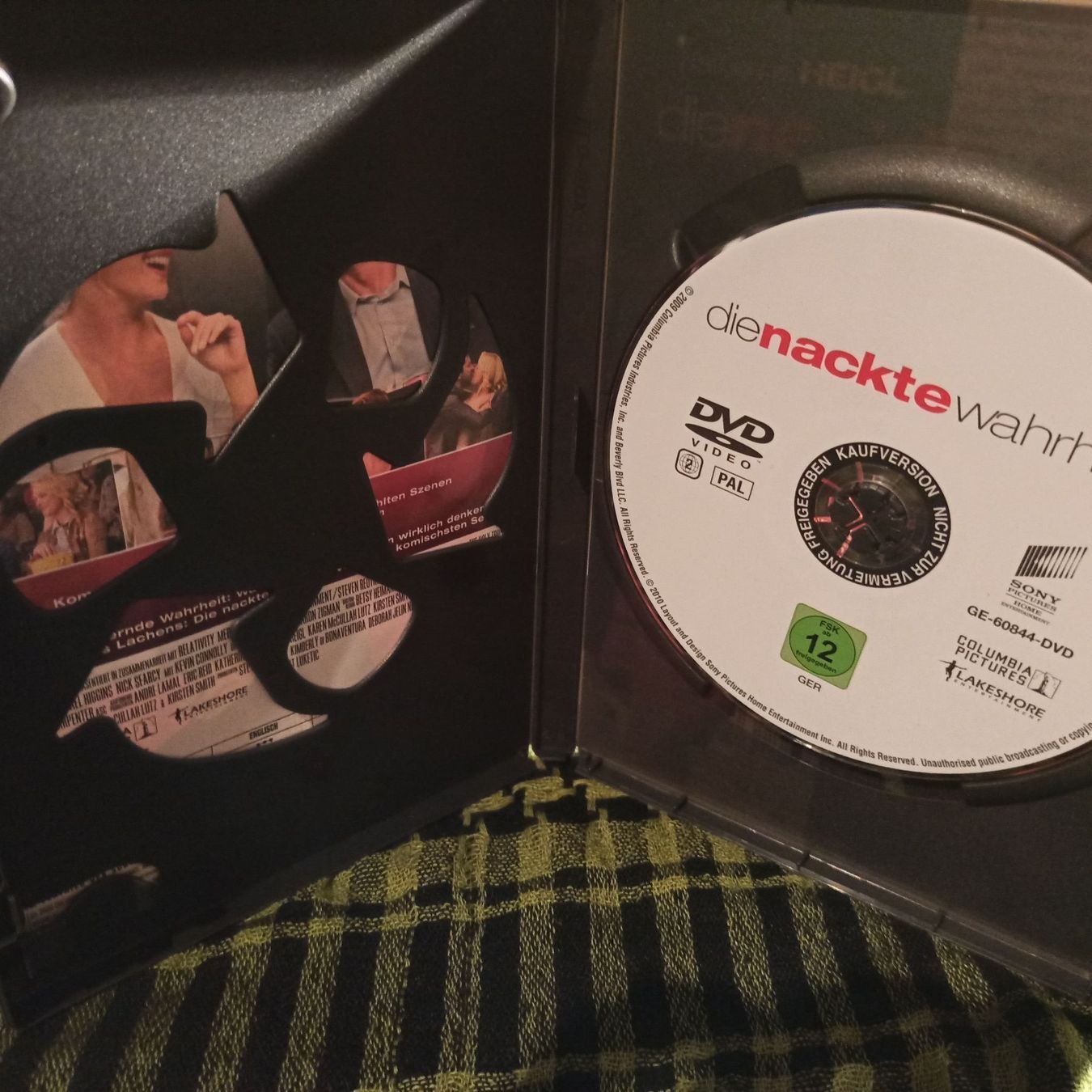 Tutti i DVDs: Die Nackte Wahrheit – Usato da Dübendorf venduto da kb86_MOVIE 2