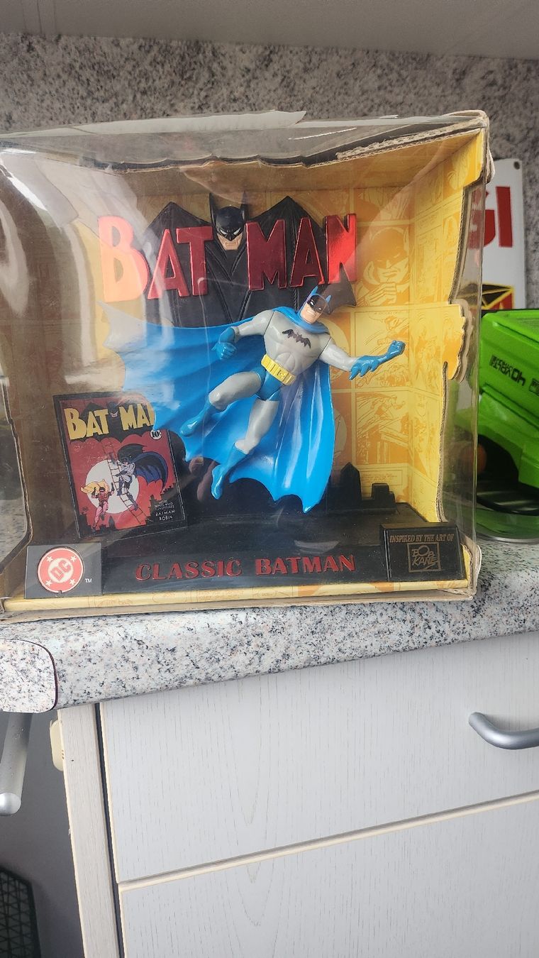 Hasbro Statuette: Batman Figur Classic Edition DC Comics RAR Hasbro 1998 – Nuovo (secondo la descrizione) da Ettingen venduto da 1964erNachtzugfahrer