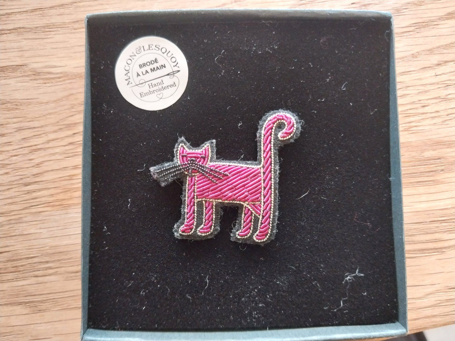 Broschen & Nadeln: Broche Macon et Lesquoy en cannetille – Gebraucht aus Ependes FR von