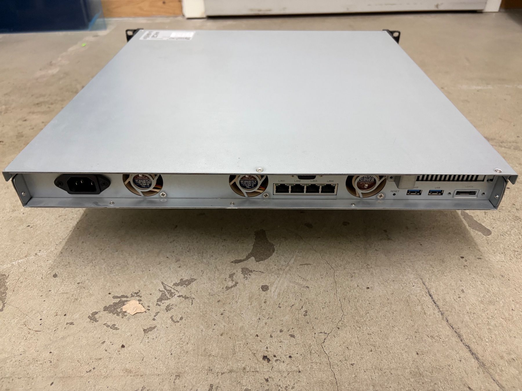 Synology Server: Synology RS818+ – Usato da Niederhasli venduto da brandman 2