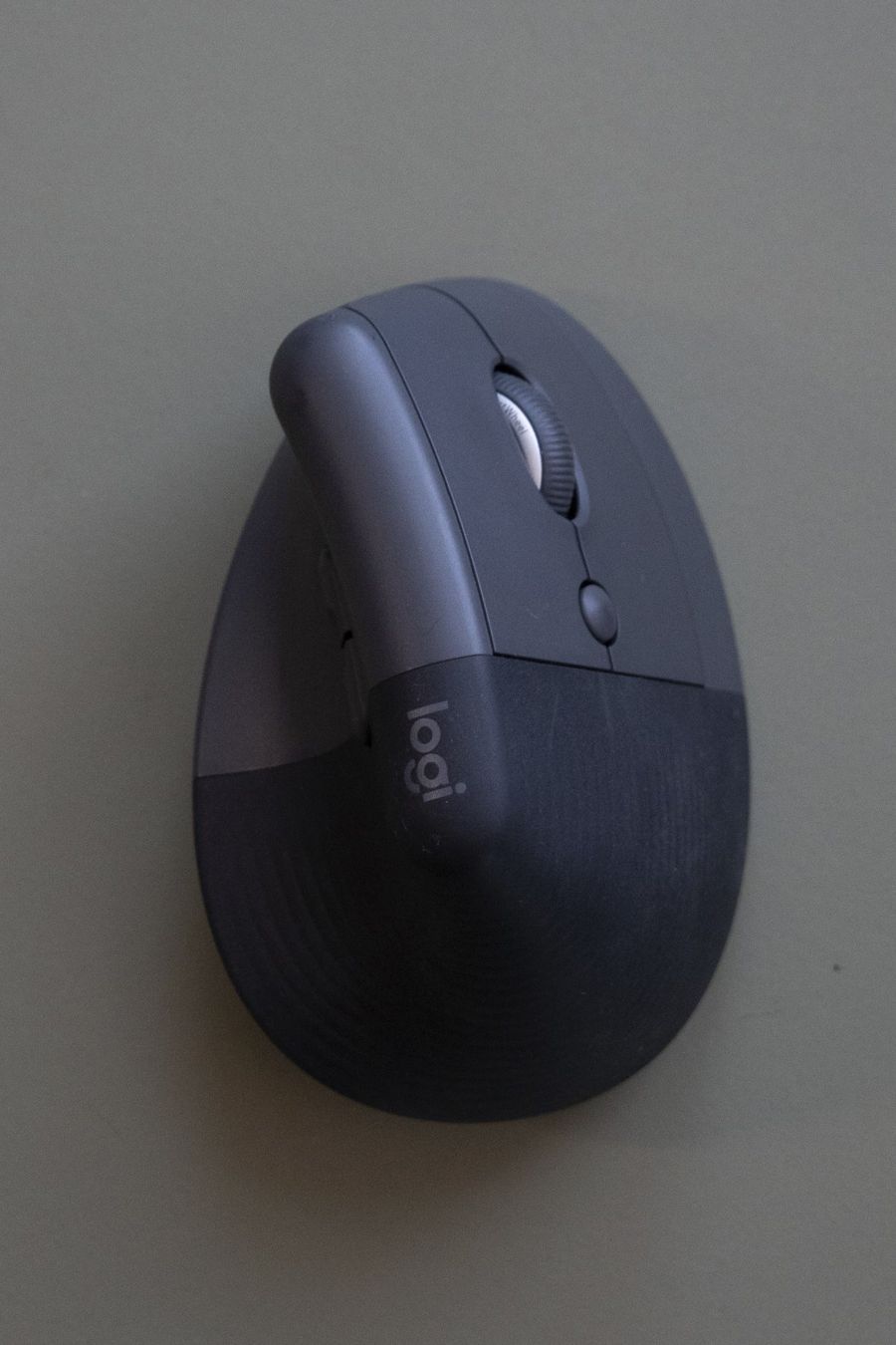 Logitech Maus: Logitech Lift vertikale Maus – Gebraucht aus Zürich von Buvens