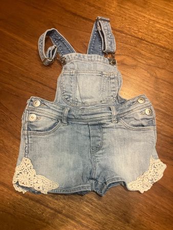Jeanslatzhose Grösse 104